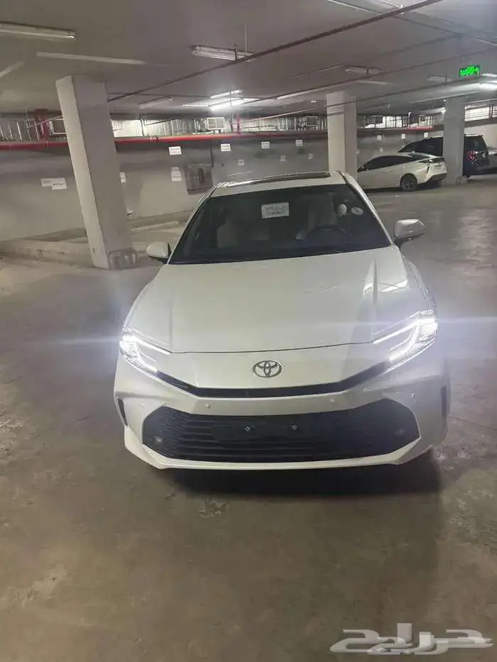 تويوتا كامريLE 2025 قير اوتماتيك بنزين 0