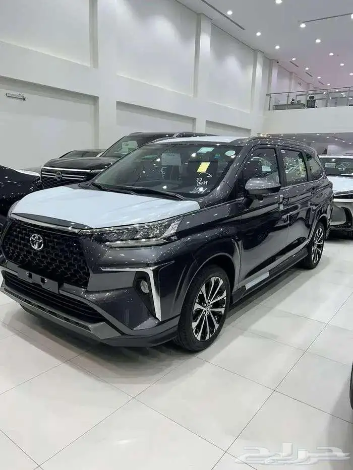 تويوتا فيلوز GLX 2025 اقل الاسعار كاش واقساط 0