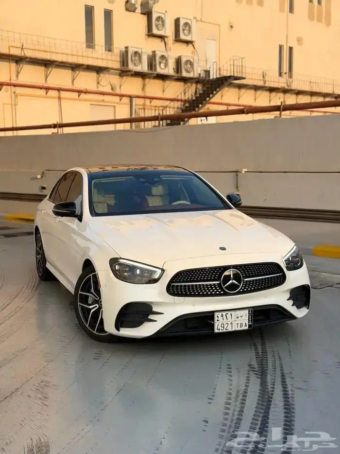 مرسيدس ديزاينو من النوادر E350 3
