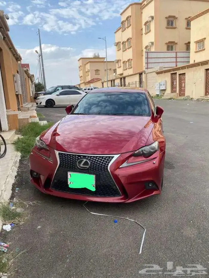 لكزس Is350 اف سبورت سيارة نظيفة ماشاءالله 7