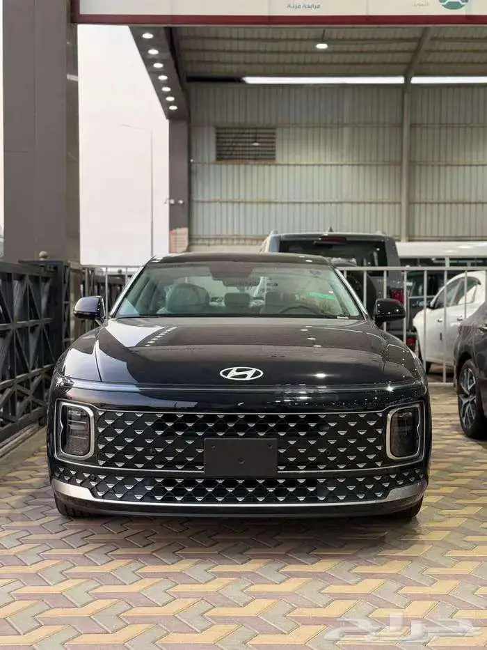 هيونداي ازيرا كلاسيك 2025 بسعر 139850بالضريبه 10
