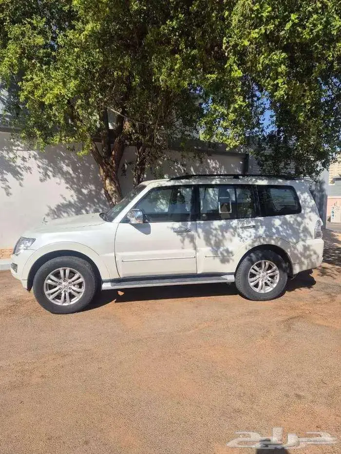 باجيرو 3.8 مخزن 0