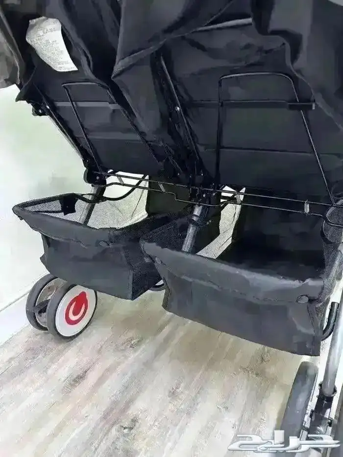عربية اطفال توأم 3