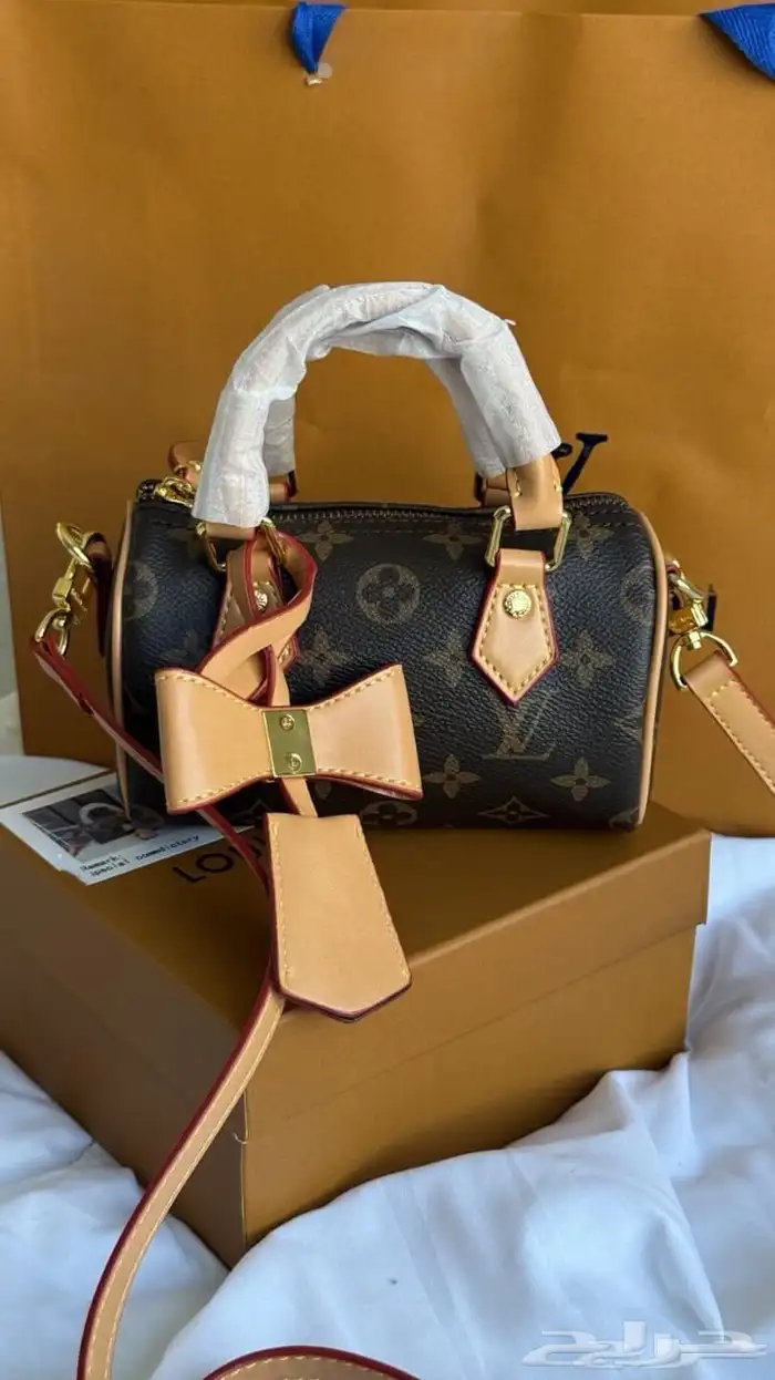 شنط ماركات متعدده وشنط مدرسيه ماركات متنوعه درجه أولى 8