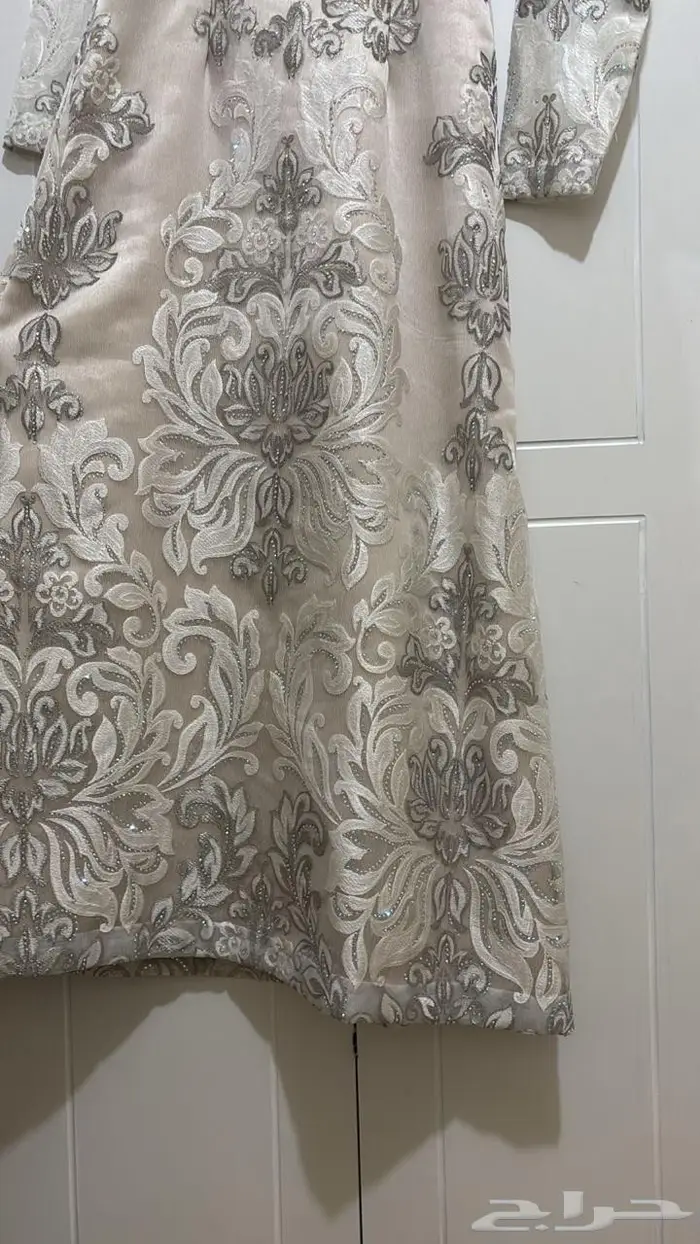 فساتين للبيع 1