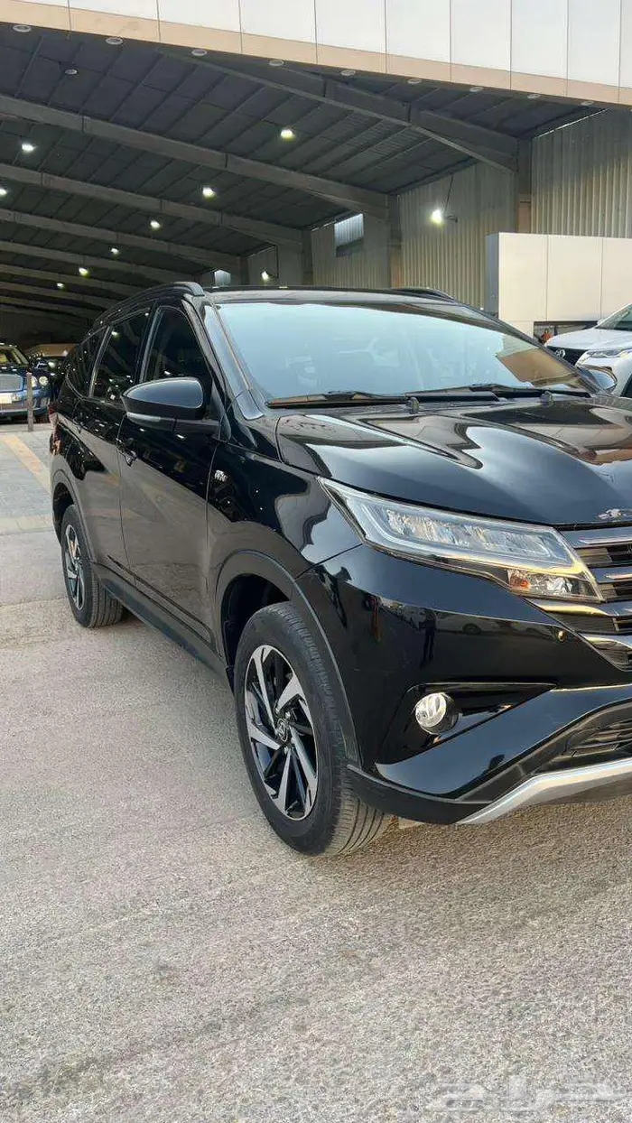 تويوتا راش موديل 2023- معرض خلف للسيارات 2