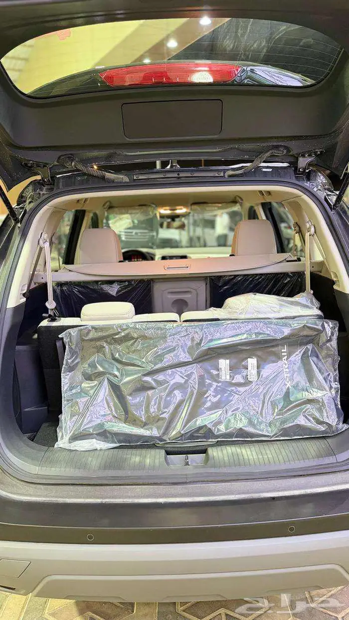 نيسان اكس - تريل 7 مقاعد بدون دبل 8