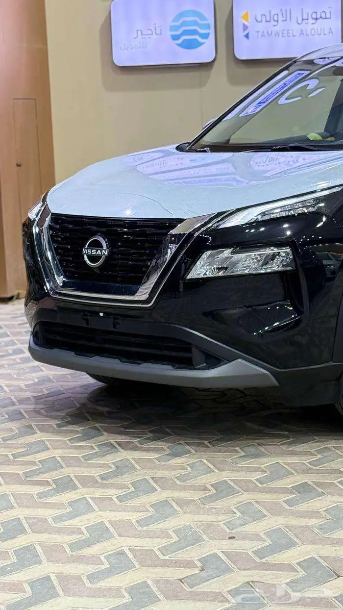 نيسان اكس - تريل 7 مقاعد بدون دبل 0