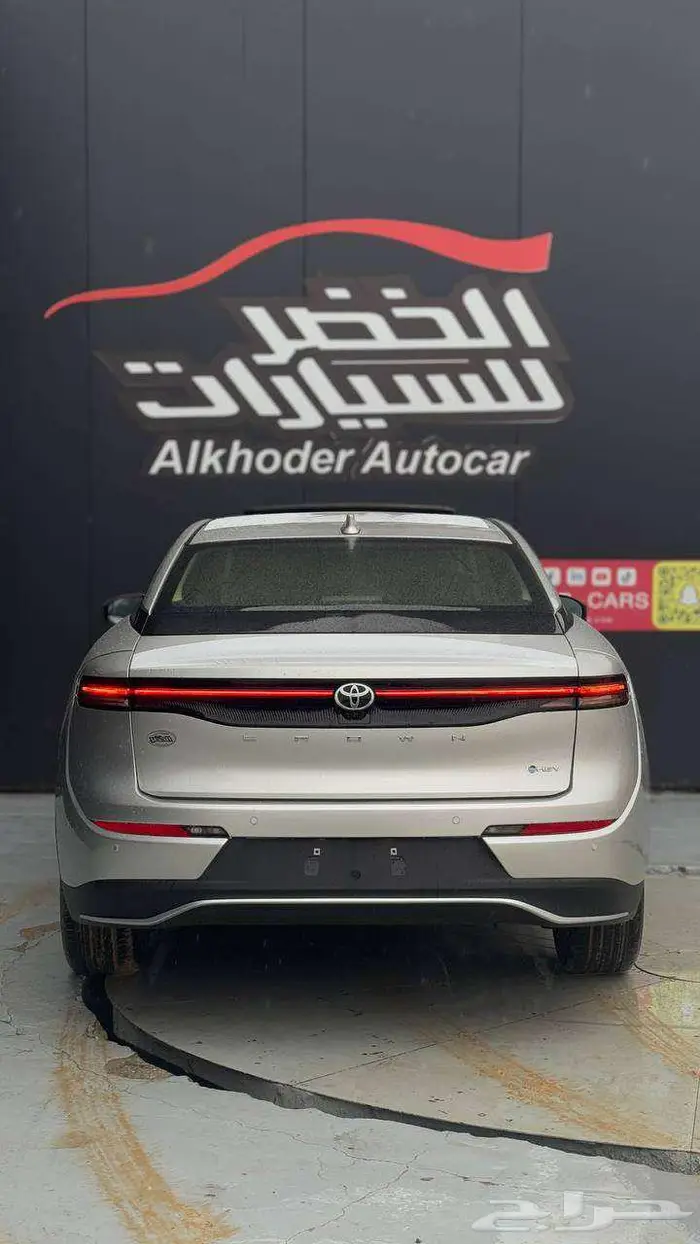 تيوتا كراون بريميوم 5