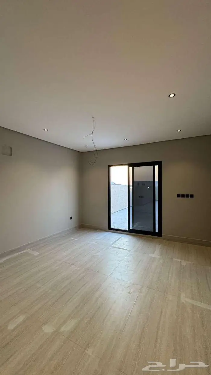 فيلا للبيع الخبر العزيزية -حي الامواج 5