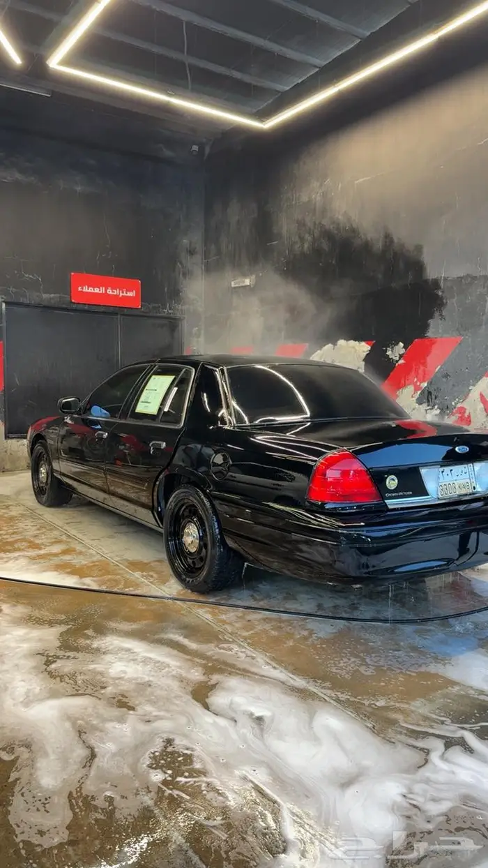 فورد فكتوريا موديل 2010 0