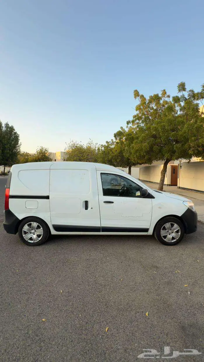 مغسلة سيارات متنقلة للتقبيل في الهيئة الملكية 3