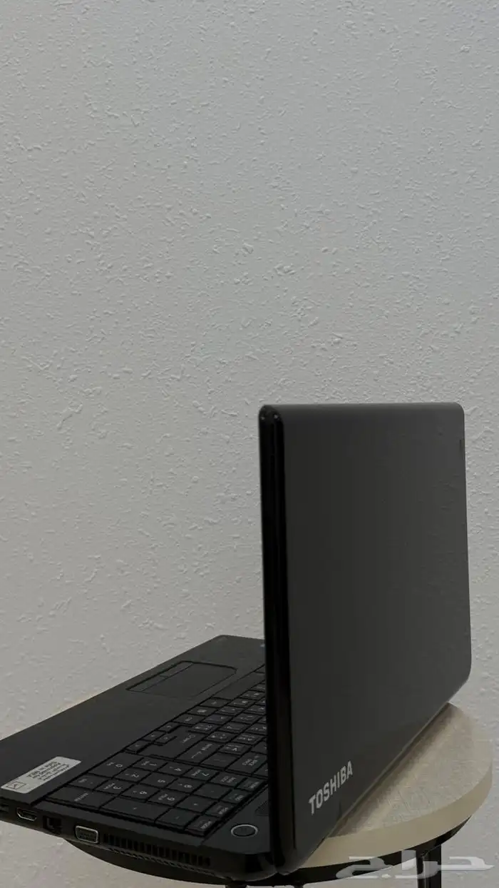 للبيع لاب توب توشيبا نظيف بمواصفات ممتازة 4