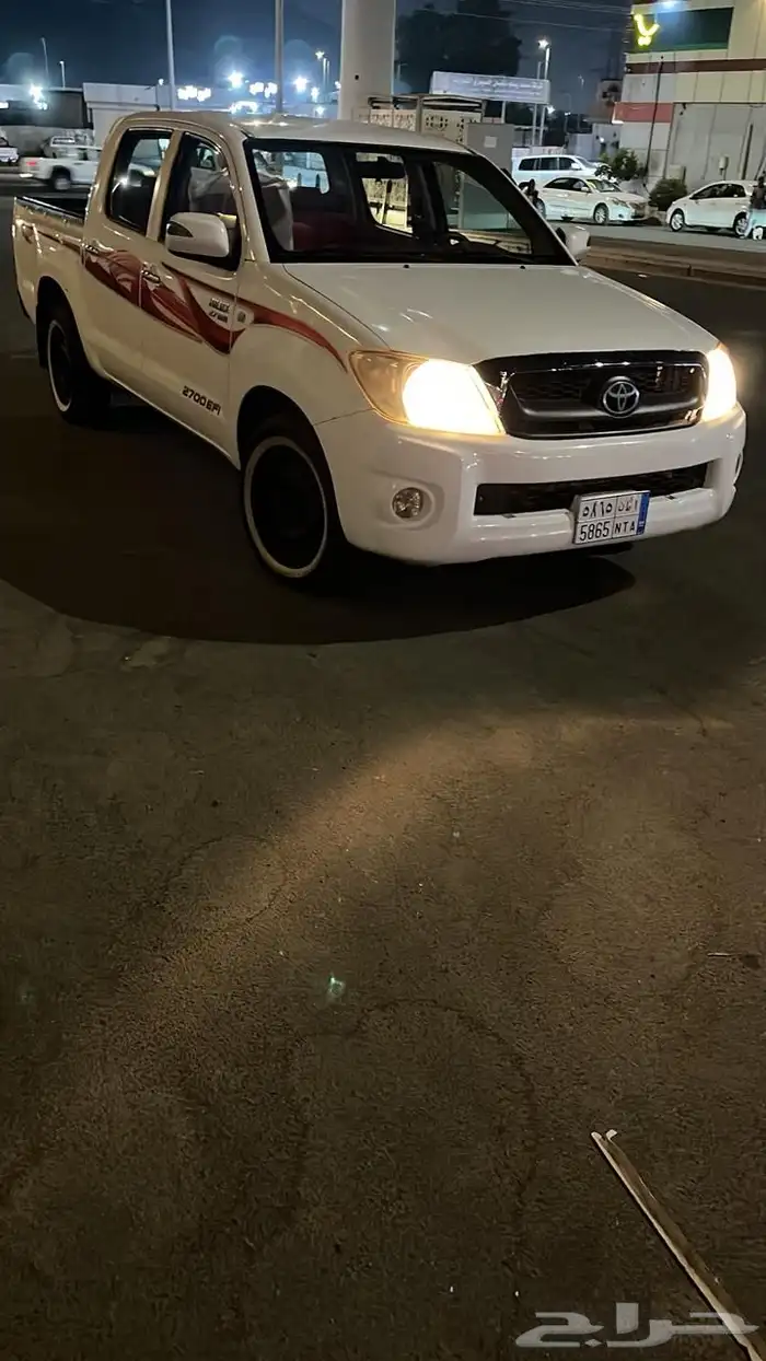 هايلوكس وانيت غمارتين فل كامل 9