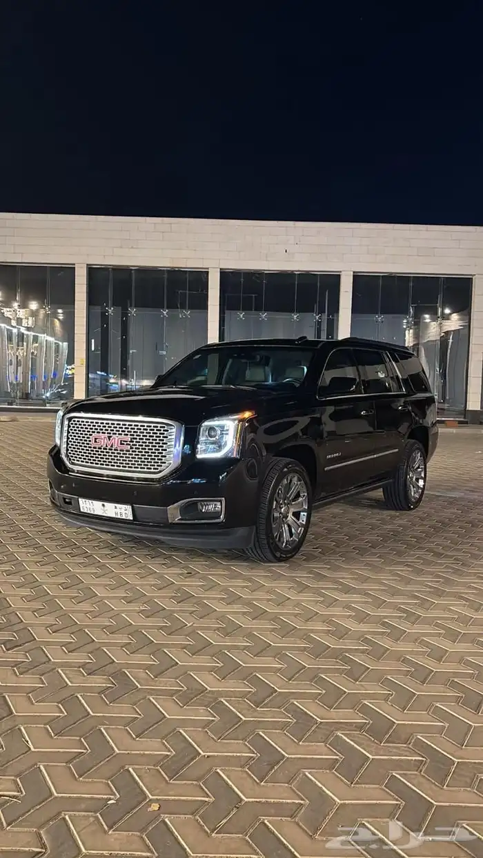 للبيع جمس يوكن دينالي اسود 2016 10