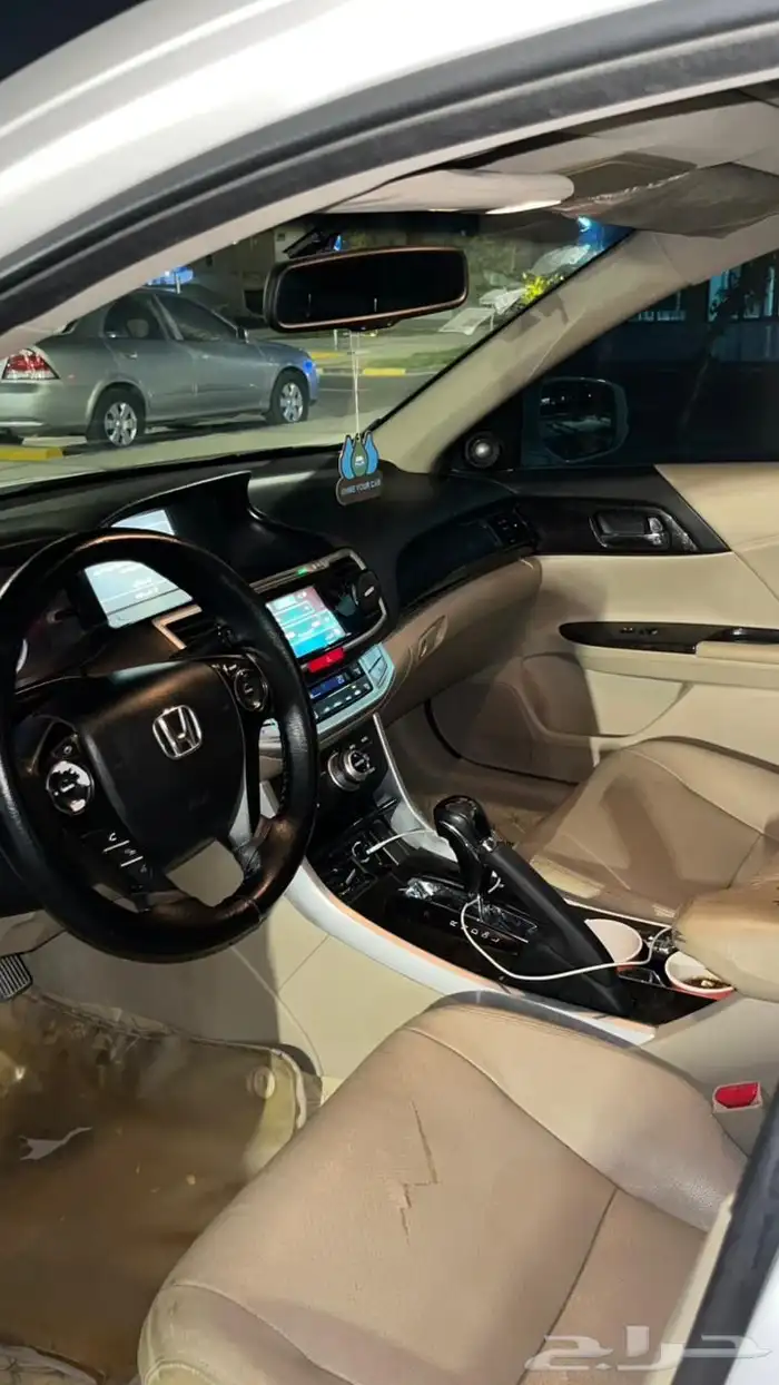 للبيع هوندا اكورد فل كامل بمصة 4