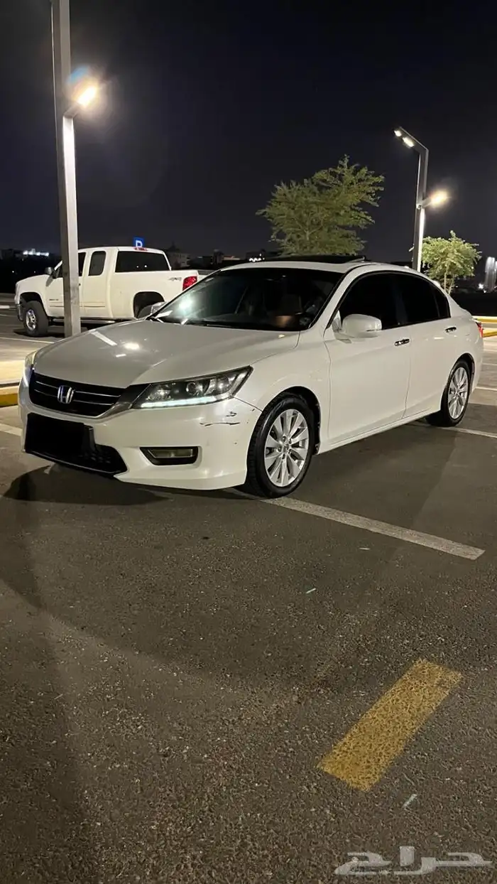 للبيع هوندا اكورد فل كامل بمصة 3