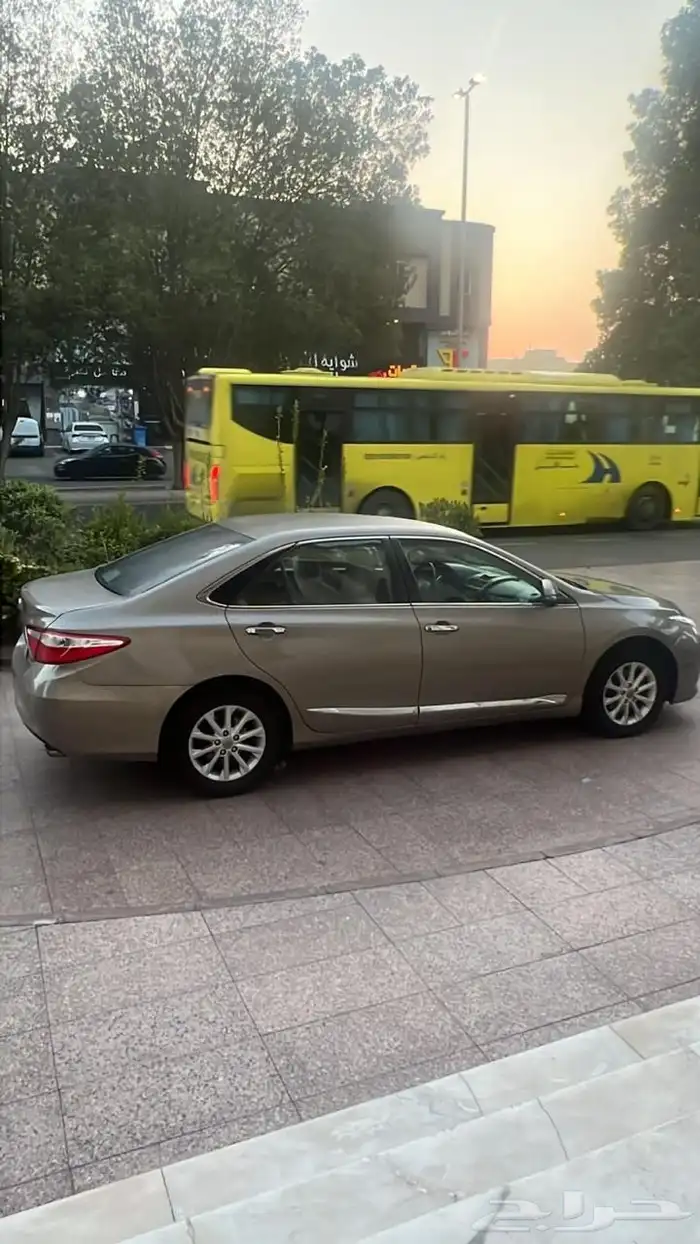 للبيع كامري 2017 1