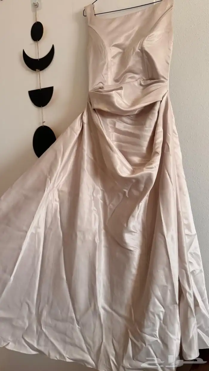 فساتين للبيع 2