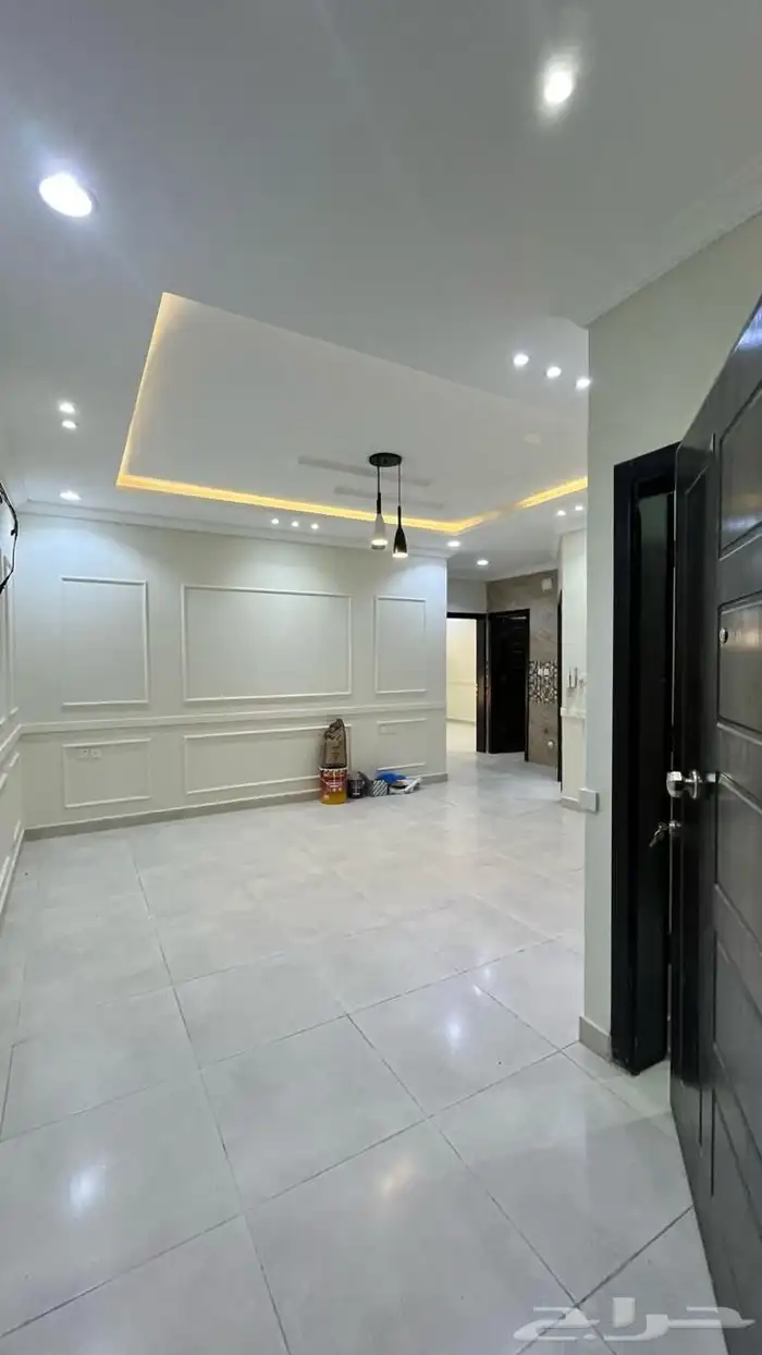 شقة للايجار عوائل القرينية 1