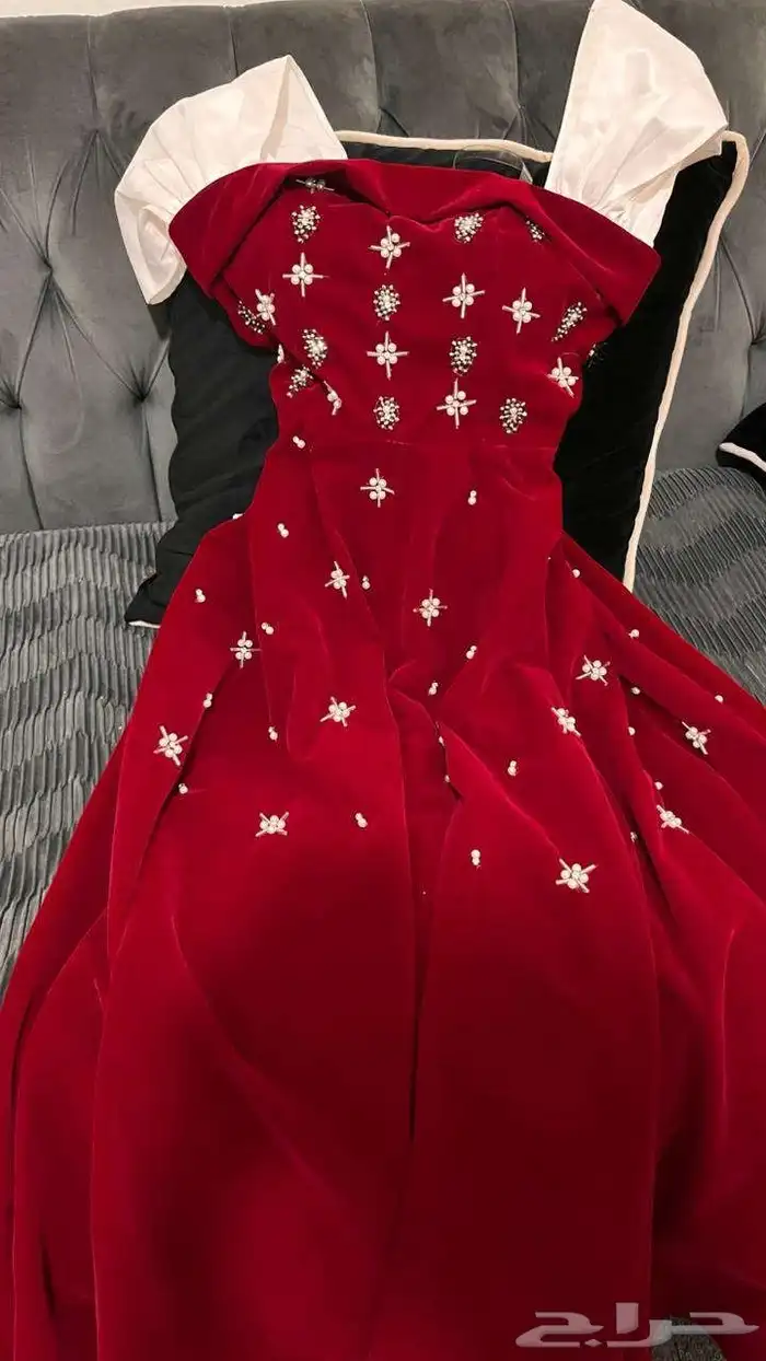 فستان من متجر بارلينا 1