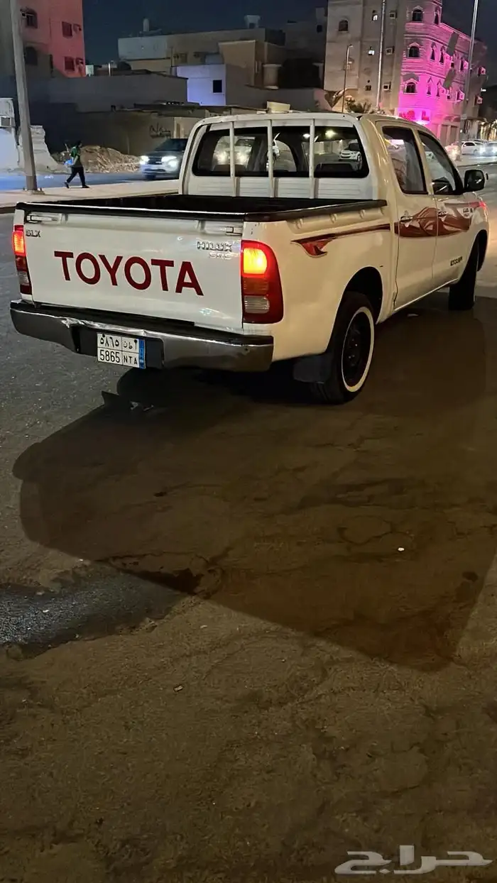 هايلوكس وانيت غمارتين فل كامل 8