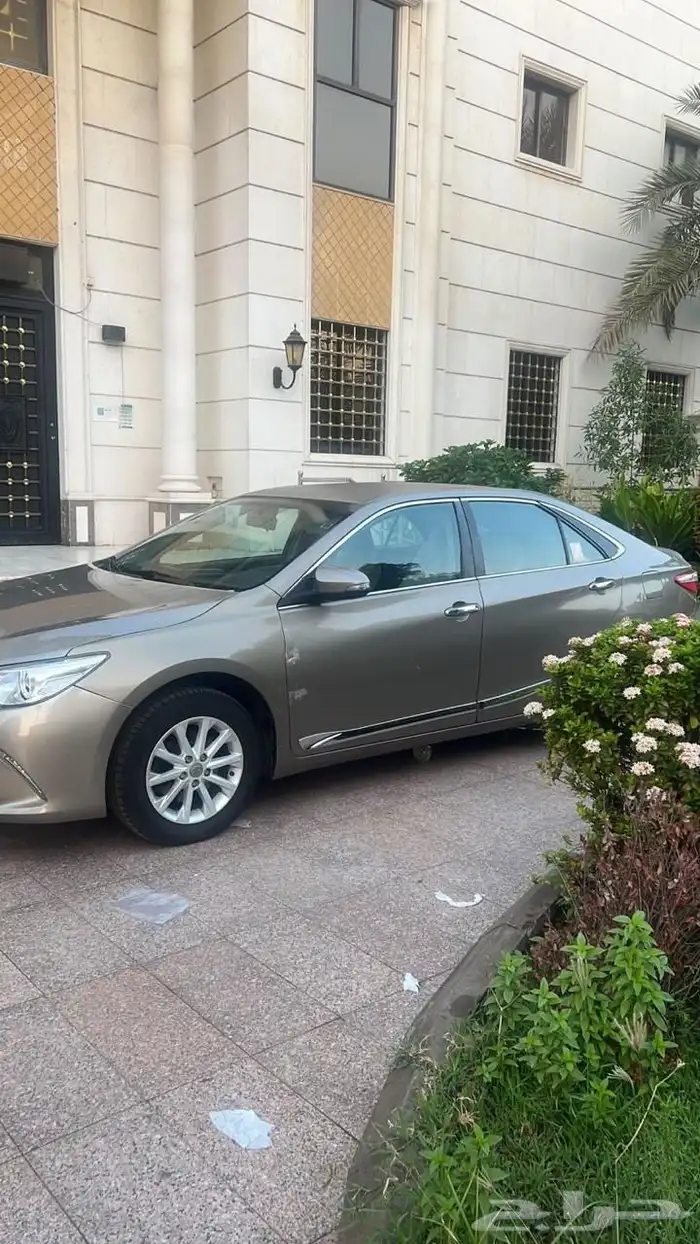 للبيع كامري 2017 3