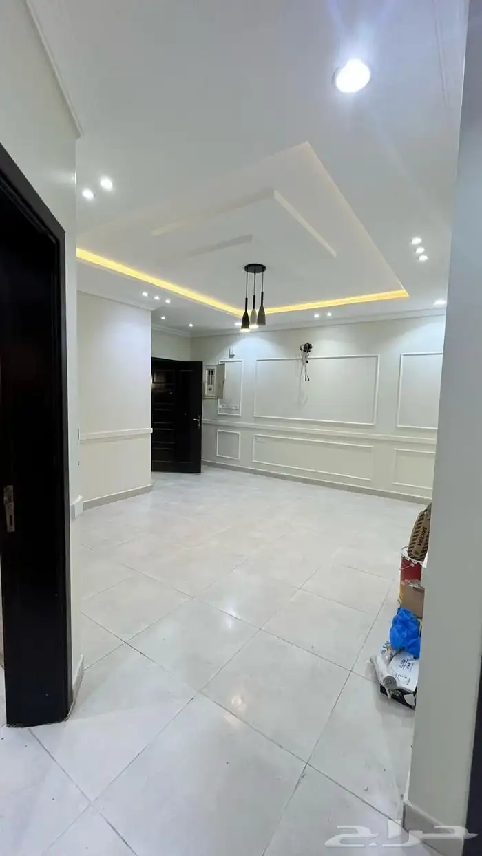 شقة للايجار عوائل القرينية 0