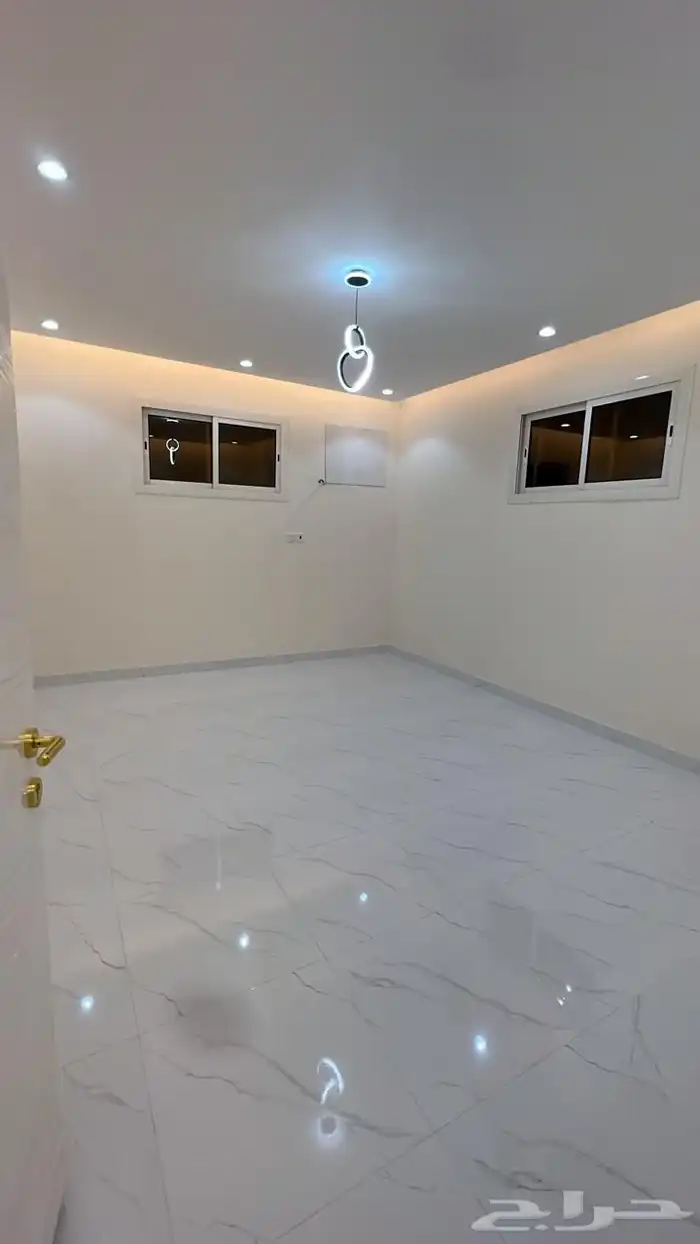 بيع ملحق حي الريان 410 الفف 3