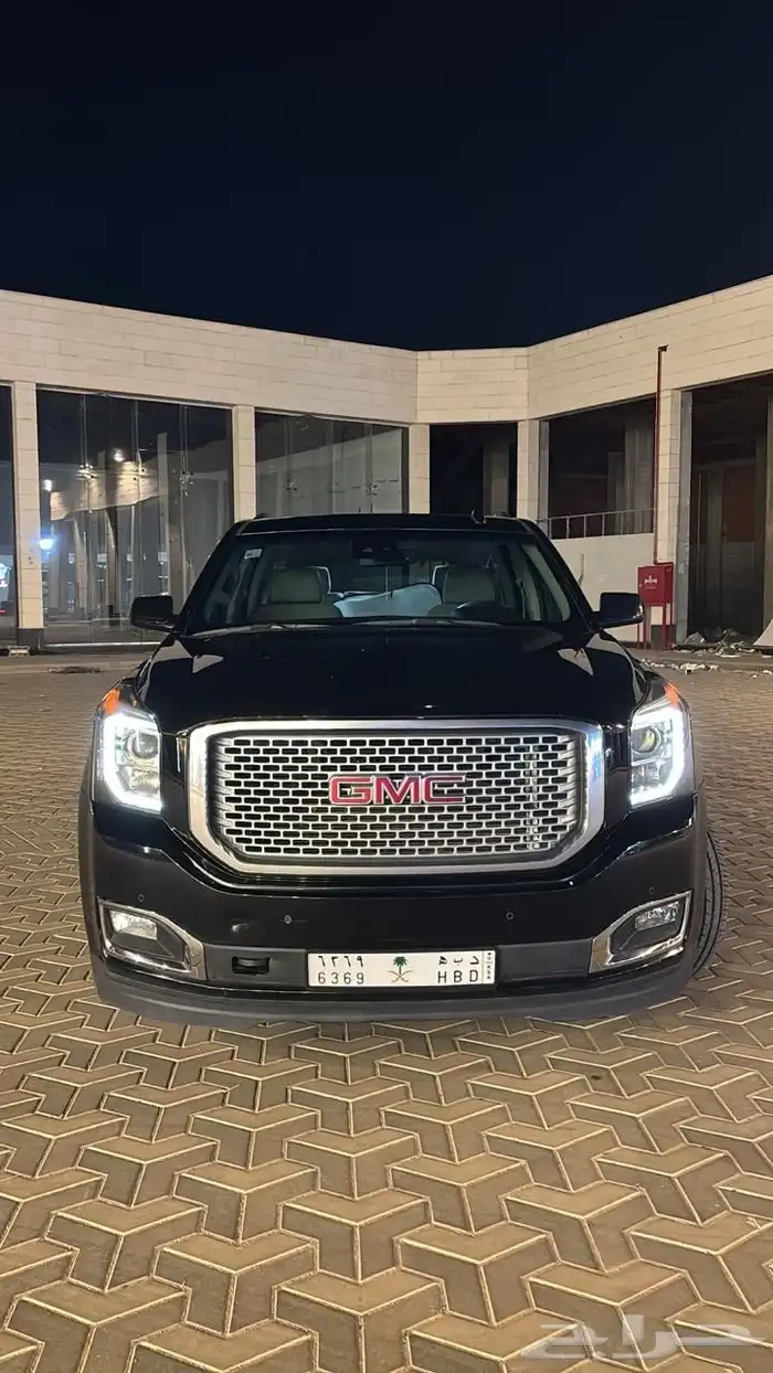 للبيع جمس يوكن دينالي اسود 2016 0