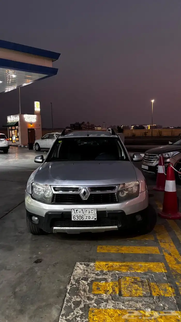 رينو داستر للبيع موديل 2014 5