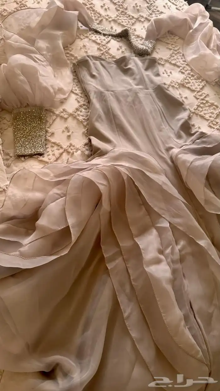 فساتين للبيع 1