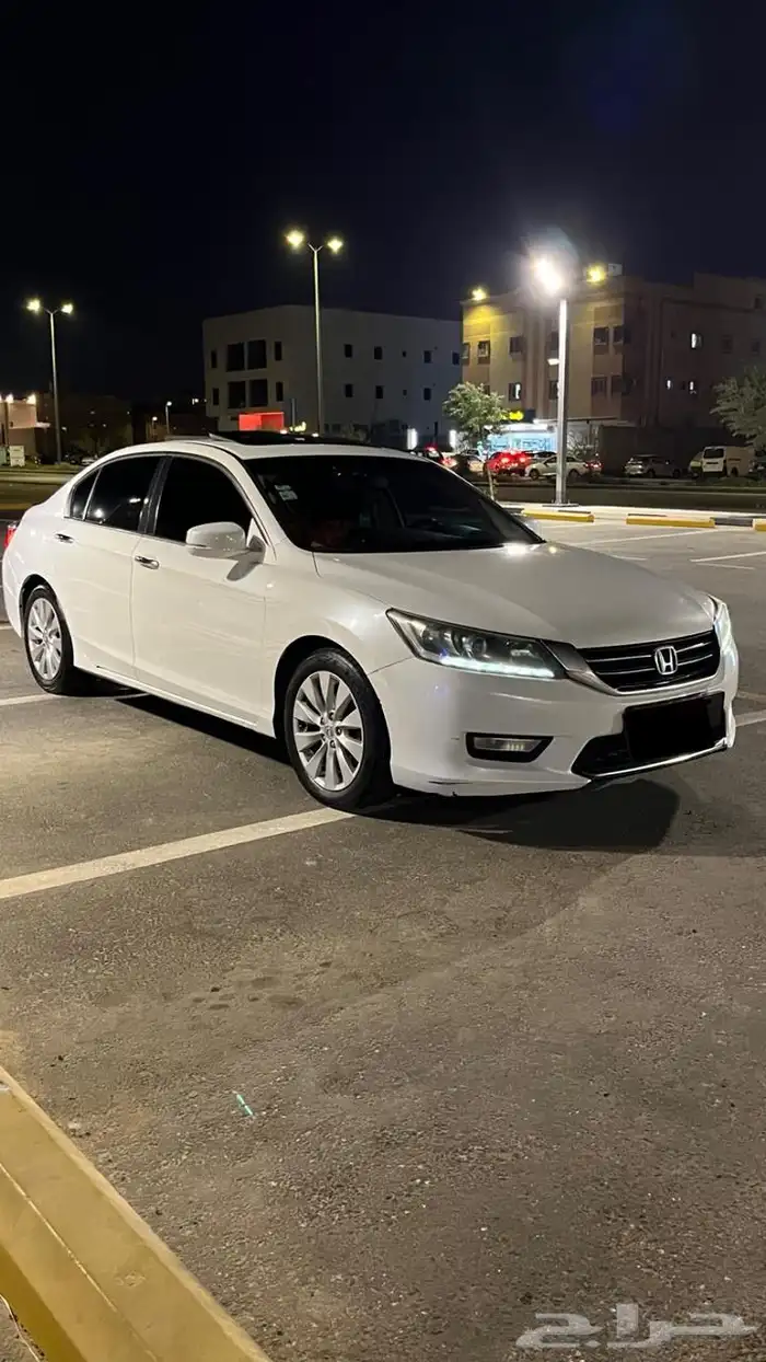للبيع هوندا اكورد فل كامل بمصة 0