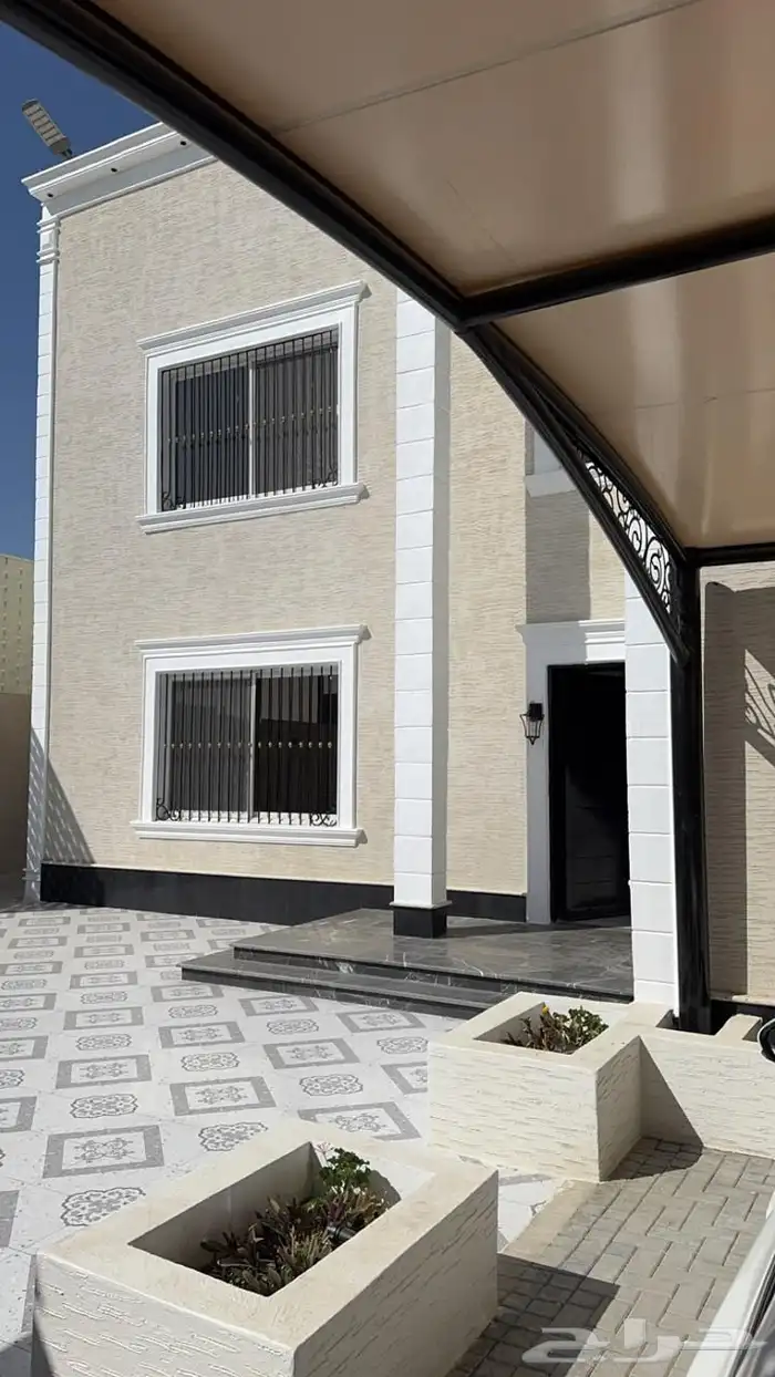 فيلا مؤثثة للبيع 2