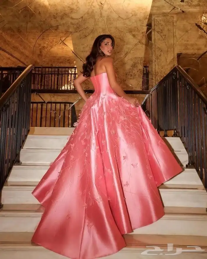 فستان سهره جميل مره لبسته مره وحده 6 ساعات 0