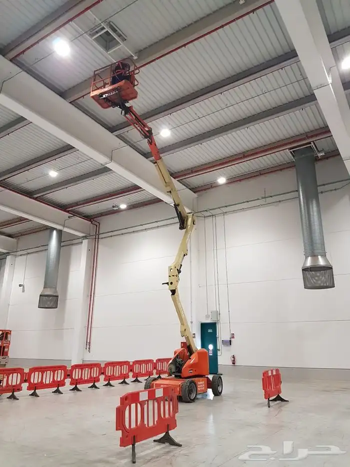 scissor lifts man lift forklifts kirinat تاجيرجميع الرافعات 3