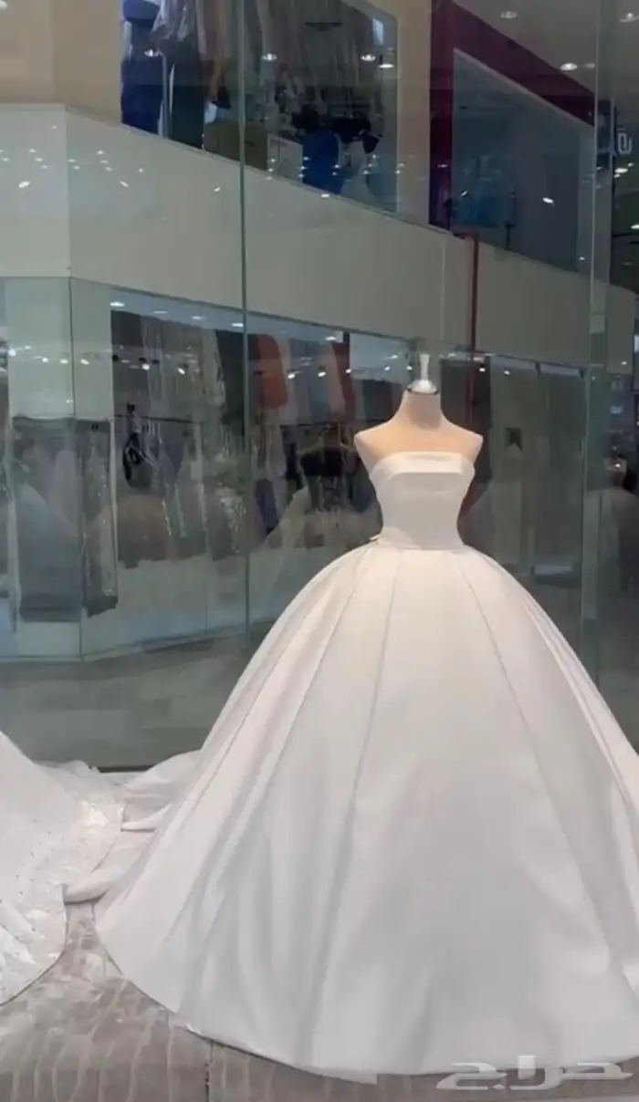 فستان زفاف جديد استخدام مره واحده فقط نظيف وجميل جدا 2