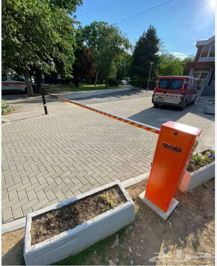 حواجر الكترونيه مواقف السيارات 0