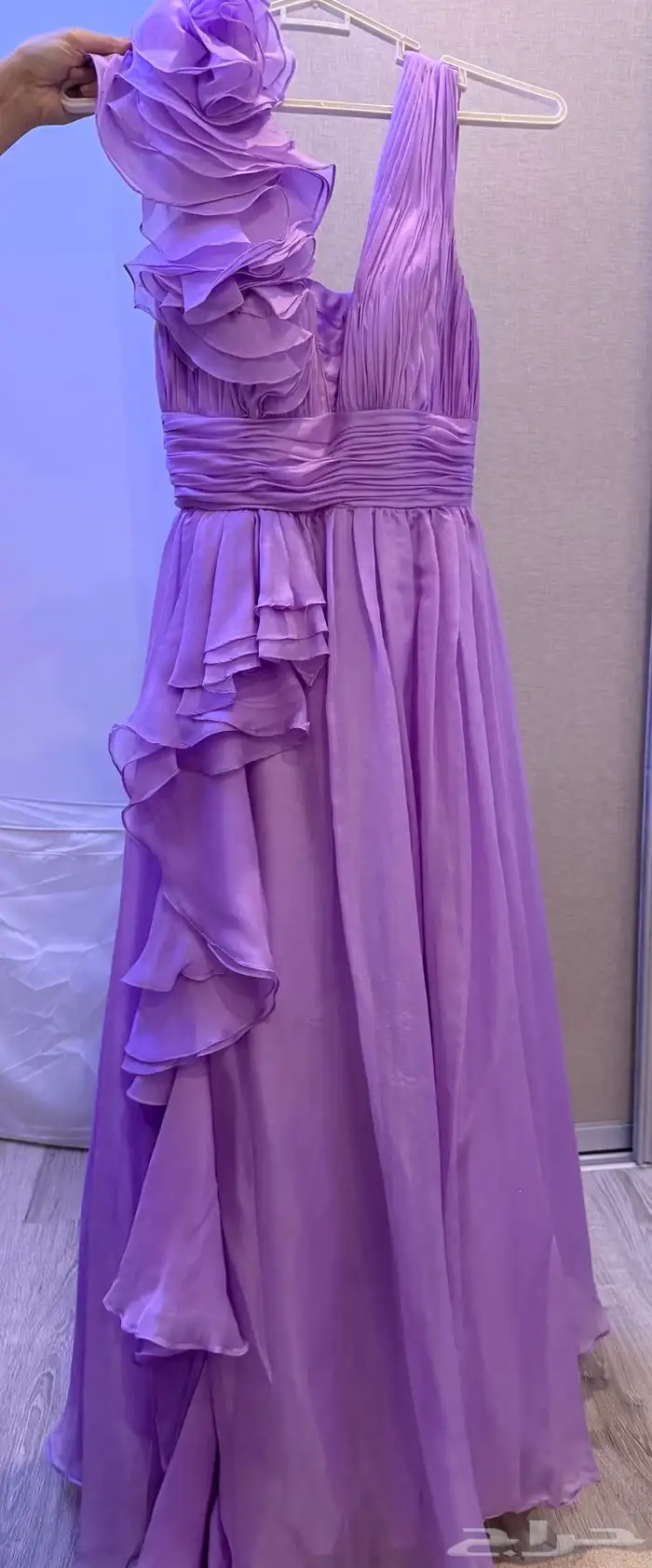 فستان مستعمل فاخر 1