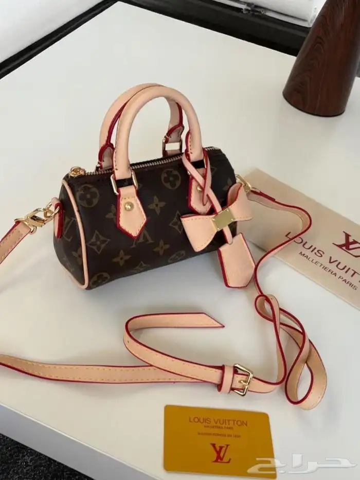 شنط ماركات متعدده وشنط مدرسيه ماركات متنوعه درجه أولى 9