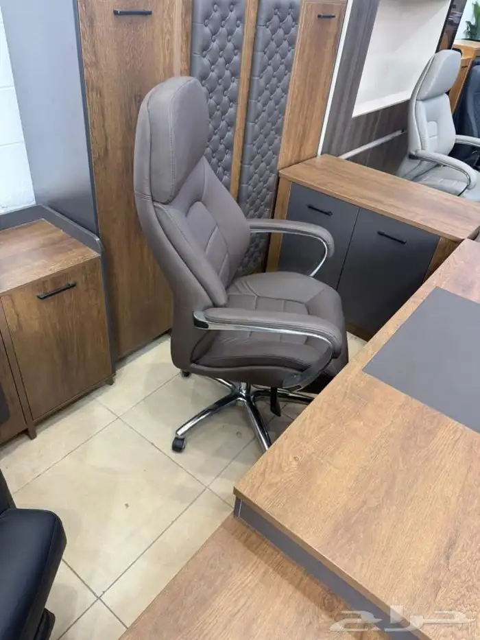 مدير كراسي جلد فخم موديلات 1