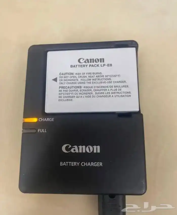 كاميرة جدا نظيفه استخدام جدا قليل canon EOS 600D 5