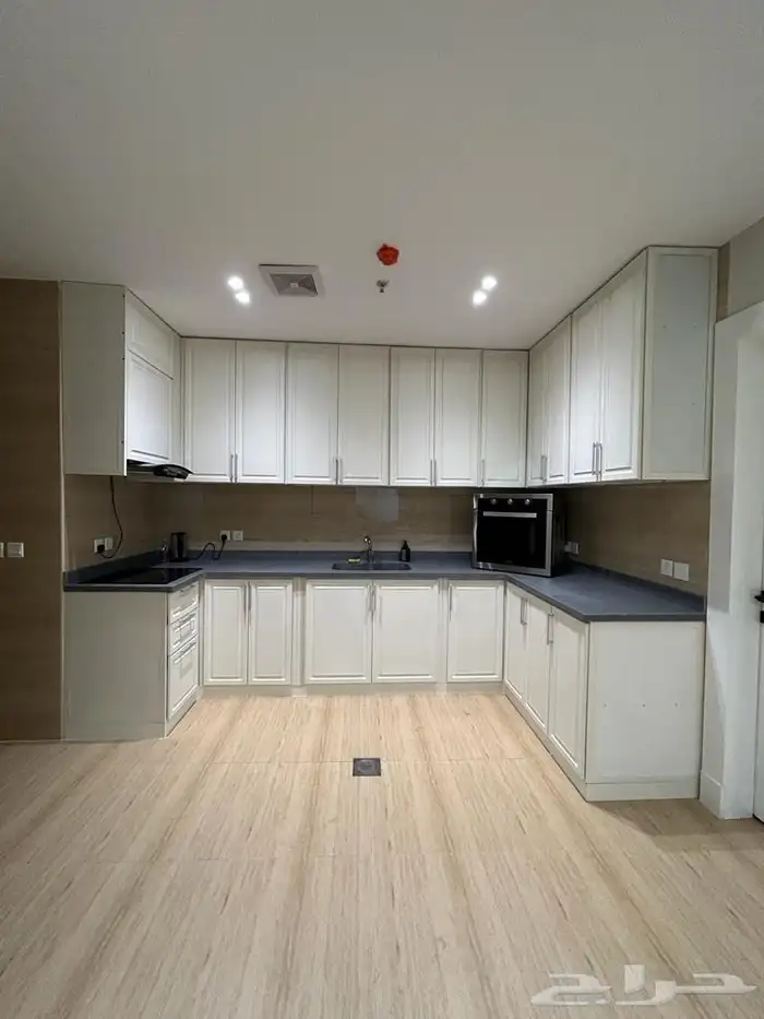 شقة للايجار المنطقة الشرقية الخبر الحمراء 20