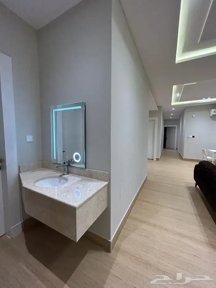 شقة للايجار المنطقة الشرقية الخبر الحمراء 2