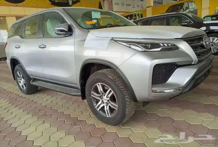 تويوتا فورتشنر GX2 دبل بنزين 2025 9