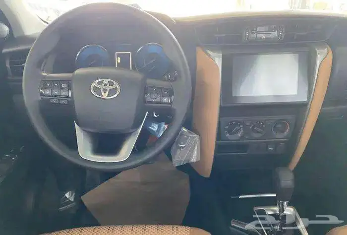 تويوتا فورتشنر GX2 دبل بنزين 2025 12