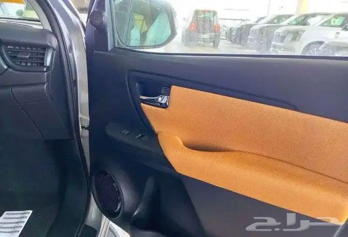 تويوتا فورتشنر GX2 دبل بنزين 2025 14