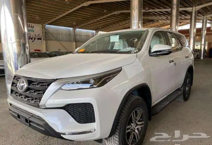 تويوتا فورتشنر GX2 دبل بنزين 2025 4