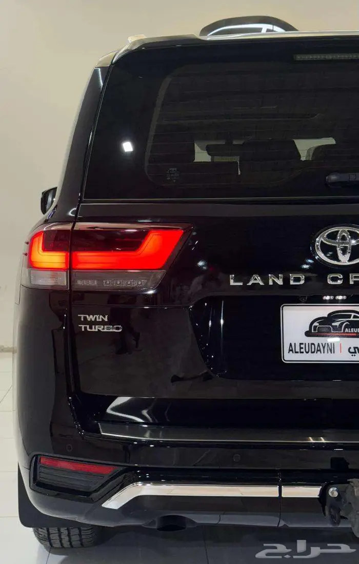 تويوتا لاند كروزر2024 GX-R 7
