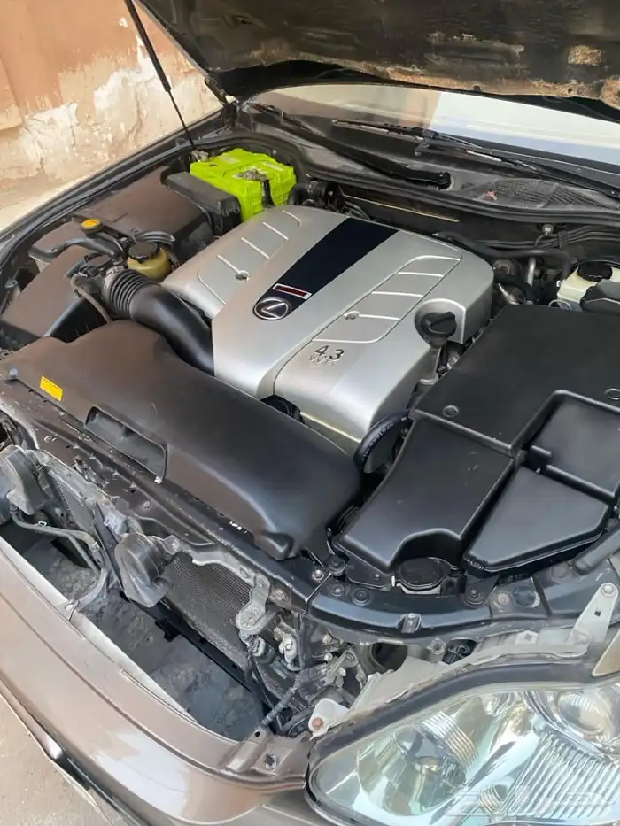 للبيع لكزس 4 11